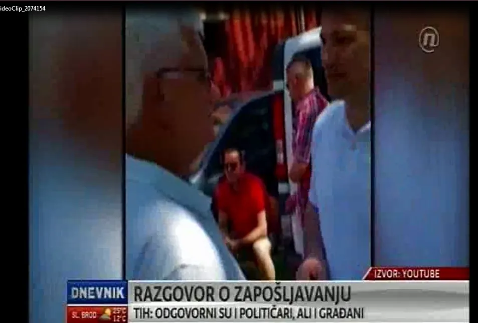 Odgovorni su političari, ali i građani